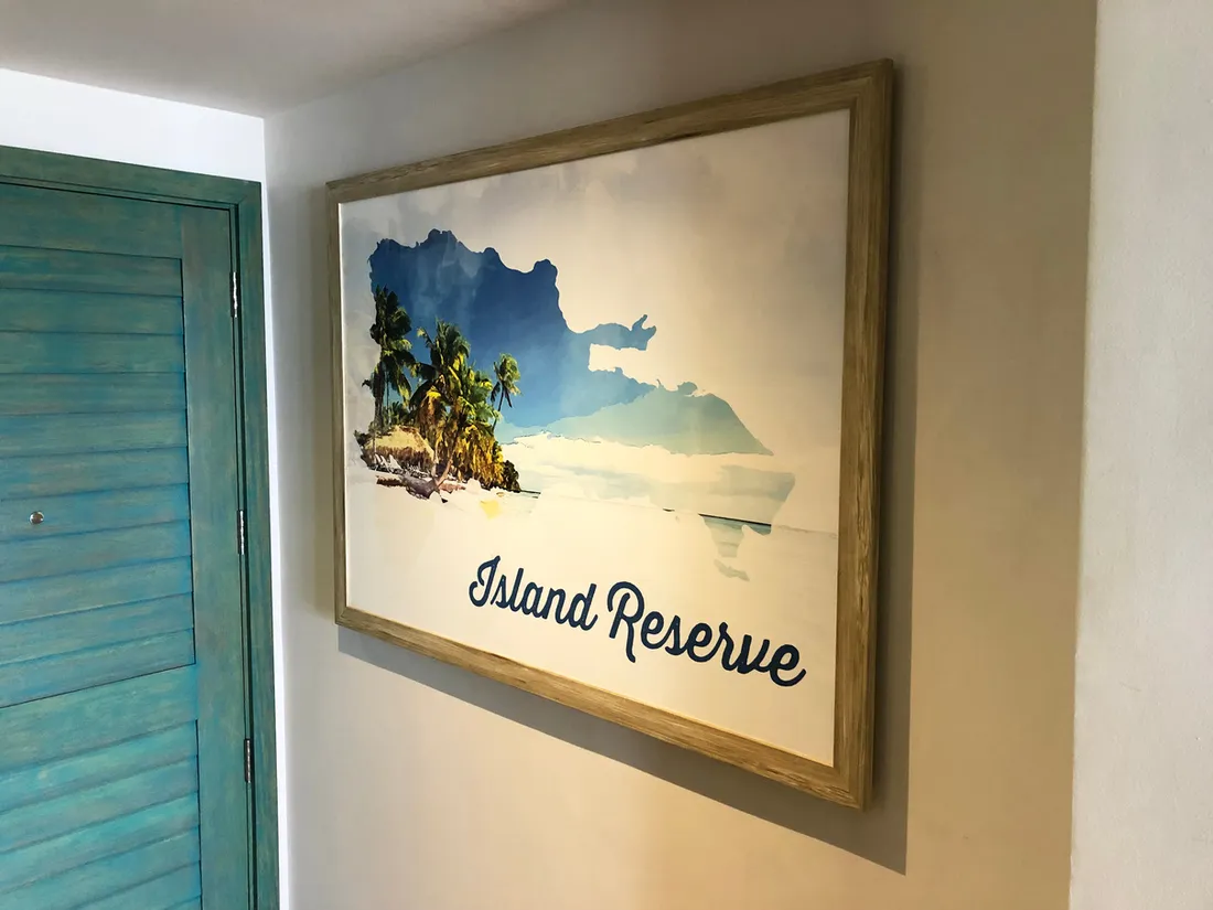 Obra Island Reserve con el mapa de República Dominicana